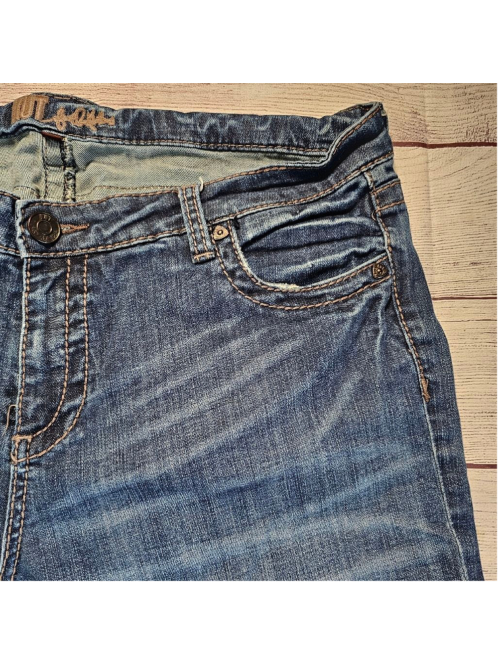 Kut from the kloth 18W capris/shorts - Picture 5 of 14